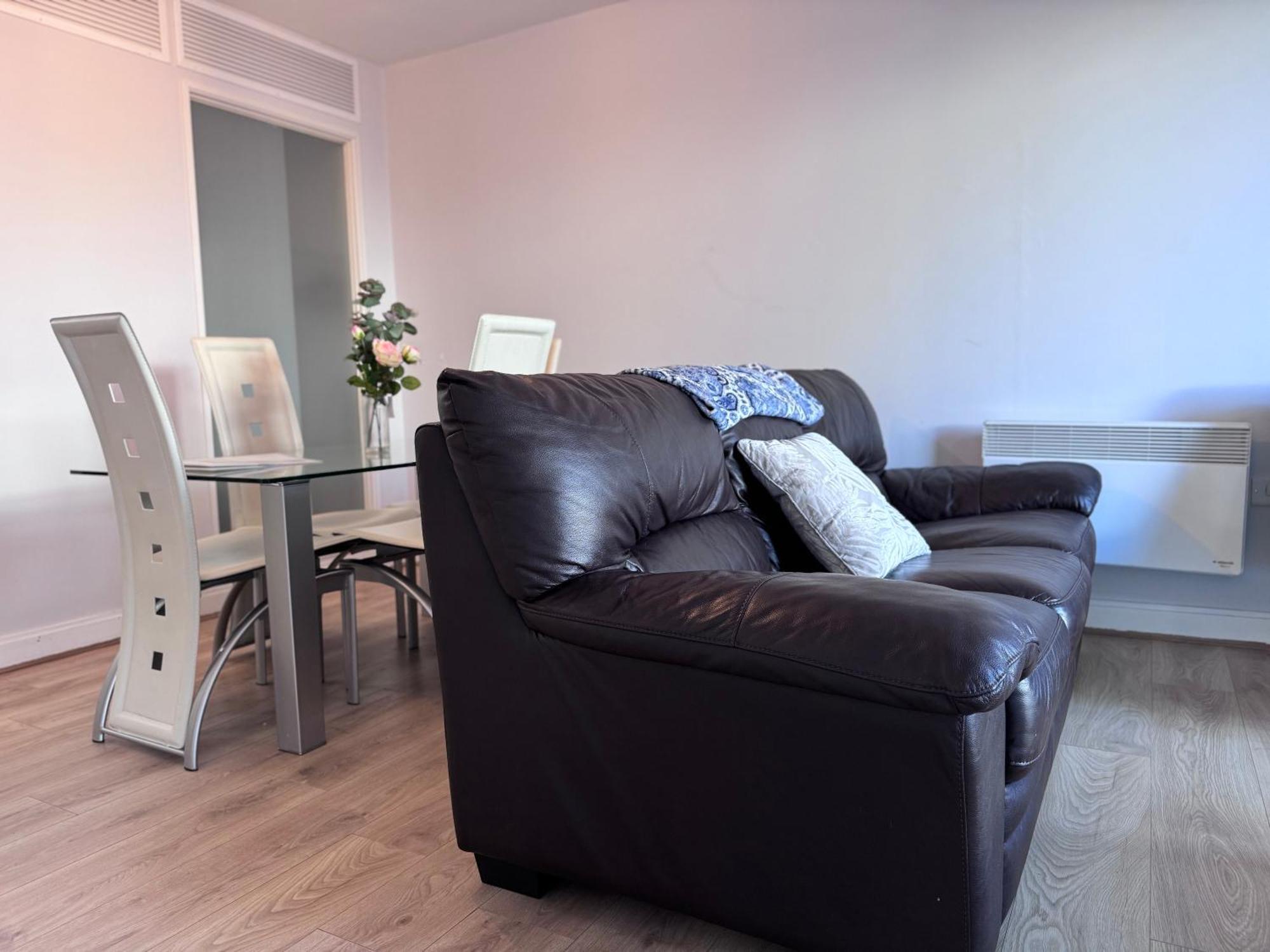 Apartamento Luxe Heights Nest Birmingam Exterior foto